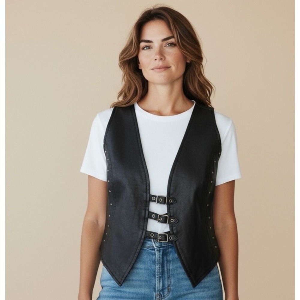 Milwaukee Motorcycle Clothing Women's L 100% Leather Vest Studs‎ Black EUC